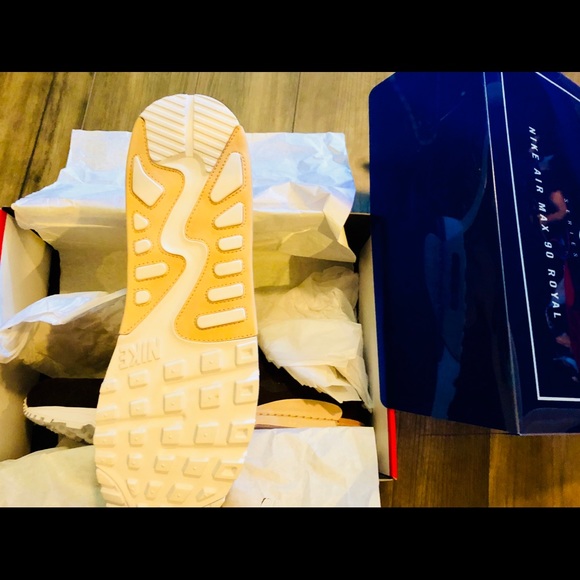 AIR MAX 90 ROYAL - DEADSTOCK / NIB - Picture 6 of 8